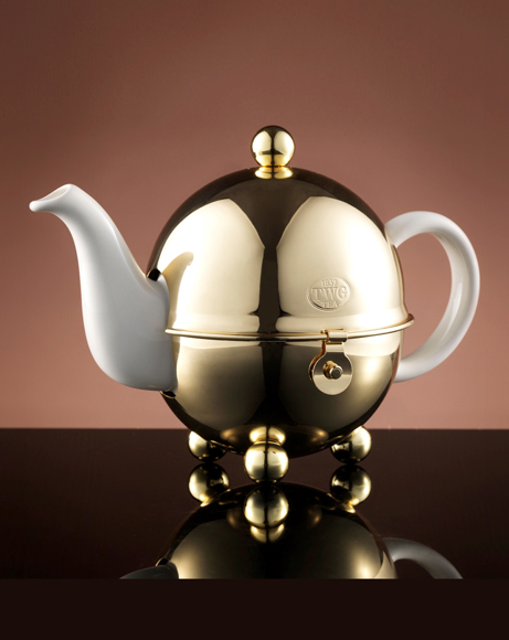 Picture of JAZZ GOLD DESIGN TEAPOT IN WHITE 500 ML