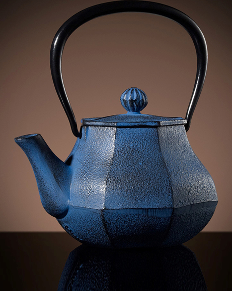 Picture of MOUNT FUJI TEA POT IN BLUE
